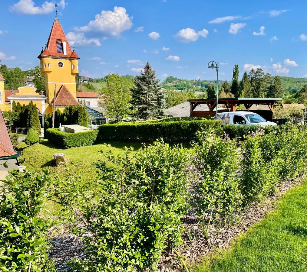 Chalet Beim Georgi Schloss Ehrenhausen Bagian luar foto
